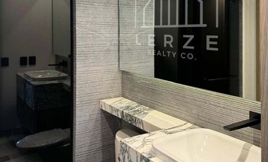 Departamento en Venta en el Piso 28 en Av. Vista Real , Interlomas. V