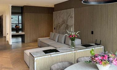 Departamento en Venta en el Piso 28 en Av. Vista Real , Interlomas. V