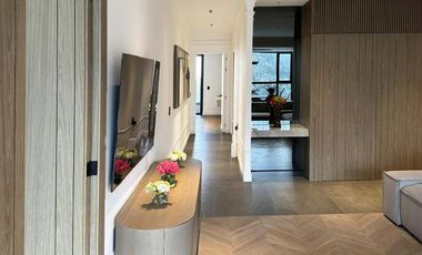 Departamento en Venta en el Piso 28 en Av. Vista Real , Interlomas. V