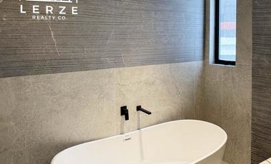 Departamento en Venta en el Piso 28 en Av. Vista Real , Interlomas. V