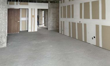 Departamento en Venta en el Piso 28 en Av. Vista Real , Interlomas. V