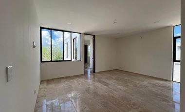 Casa en venta en Mérida de 4 recámaras ENTREGA INMEDIATA