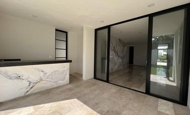 Casa en venta en Mérida de 4 recámaras ENTREGA INMEDIATA