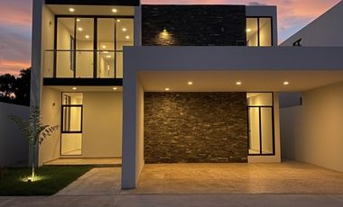 Casa en venta en Mérida de 4 recámaras ENTREGA INMEDIATA
