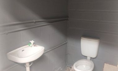 GALPON EN GONZALEZ CATAN