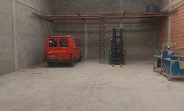 GALPON EN GONZALEZ CATAN