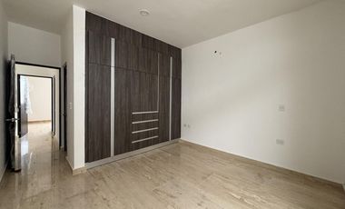 LOMAS DEL DORADO, Casa en VENTA de UNA PLANTA, 2 recamaras y jardin