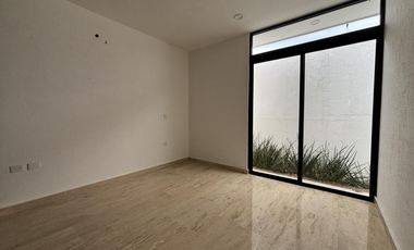 LOMAS DEL DORADO, Casa en VENTA de UNA PLANTA, 2 recamaras y jardin