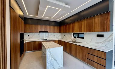 Casa en Venta Residencial Las Palmas