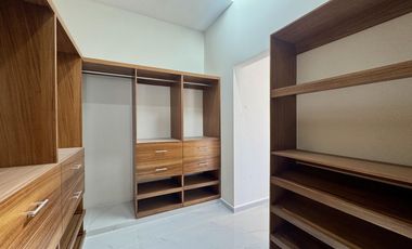 Casa en Venta Residencial Las Palmas