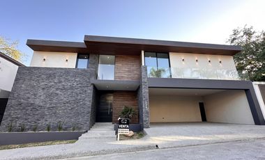 Casa en  Valle Alto