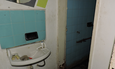 Local Sobre Av Juan Manuel de Rosas