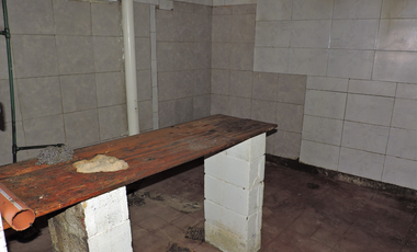 Local Sobre Av Juan Manuel de Rosas