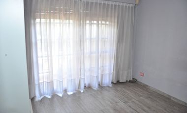 Venta de casa chalet 4 ambientes en Florencio Varela Apta Credito