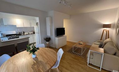 Alquiler temporario Departamento de 2 ambientes con cochera cubierta en Martinez