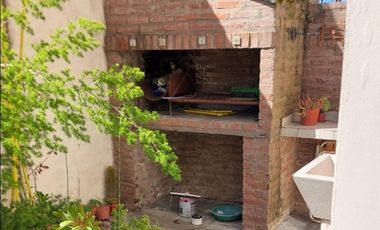 DUPLEX EN VENTA CON EXCELENTE UBICACION