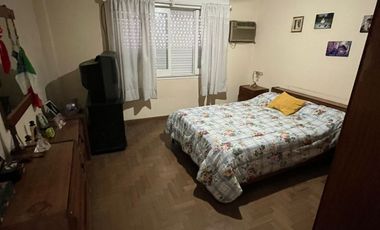 ALQUILER CASA ESTILO CHALET CON INGRESO COMPARTIDO 3 DORMITORIOS, AVENIDA EVA PERON 1486 -TEMPERLEY-