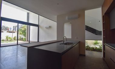 Casa en venta en Mérida en el Yucatán Country Club