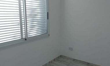 HERMOSO DUPLEX EN ALQUILER Bo LOS NARANJOS