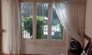 CASA EN VENTA FRENTE AL PARQUE GRAL. SAN MARTIN