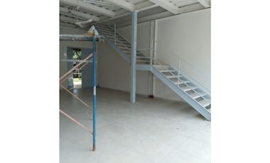 Se Alquila Local en Plaza Ignacio