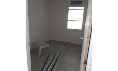 Se Alquila Local en Plaza Ignacio