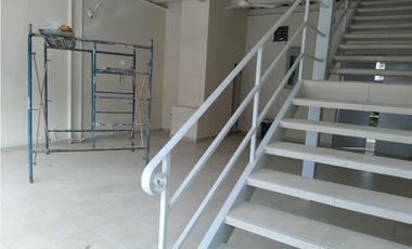 Se Alquila Local en Plaza Ignacio