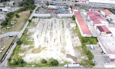 Se alquila terreno en Tocumen