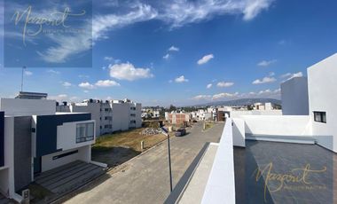 Casa en Residencial en Tlaxcala | Roof Garden y Doble altura | 3 Recamaras