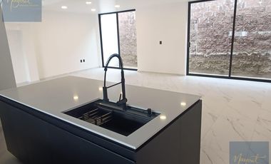 Casa en Residencial en Tlaxcala | Roof Garden y Doble altura | 3 Recamaras