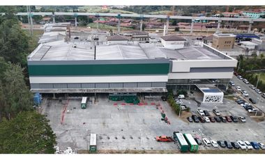 Amplia Bodega en Arraiján