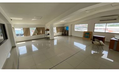 Se Vende Edificio en Tumba Muerto