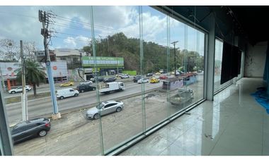 Se Vende Edificio en Tumba Muerto