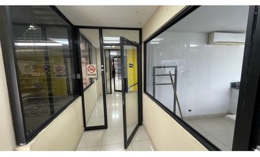 Se Vende Edificio en Tumba Muerto