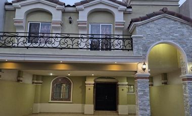 Hermosa casa en venta en Fraccionamiento Montecarlo