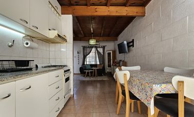 DUPLEX DE 3 AMB. CON COCHERA y PATIO - Padilla 300 - Gerli