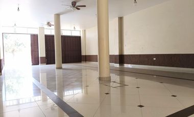 Local en Fraccionamiento Hidalgo, San Francisco de los Romo, Aguascalientes