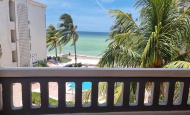 Departamento en venta de 3 recámaras frente al mar en Uaymitun