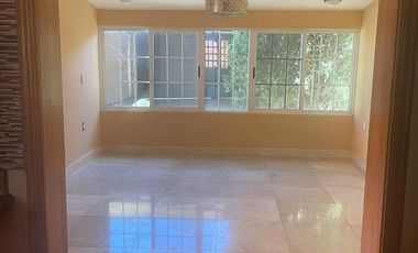 Casa en Venta en Lomas de Lourdes al Sur de Saltillo
