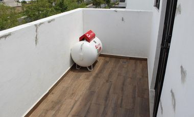 Casa en VENTA P. Colima Calle Comala L. de Angelópolis Cholula Puebla.