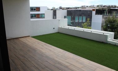 Casa en VENTA P. Colima Calle Comala L. de Angelópolis Cholula Puebla.