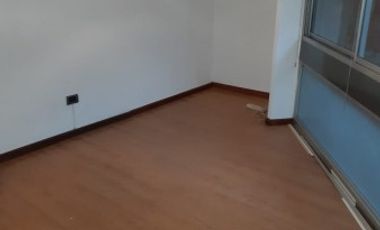 Centro Excelente Oficina en Venta- calle Tucuman al 26