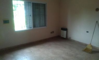 INMOBILIARIA GOMEZ GHISI Y D. FENES NEG INMOB. VENDEN: