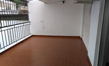 Vendo Casas en pleno centro civico a una cuadra de la peatonal!