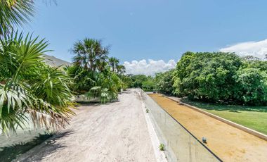 Lote en Venta, Cancún Country Club