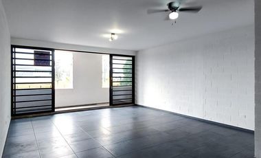 Local en Renta en Plaza Zarzales Jesús María, Aguascalientes