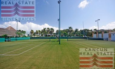 Casa en venta, 4 habitaciones en Residencial Puerto Cancún, de Lujo.