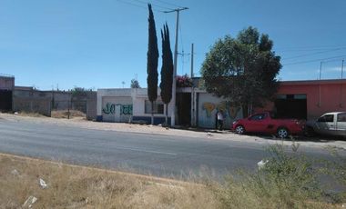 Venta de Bodega en Col. La Macario J. Gómez, en Aguascalientes.