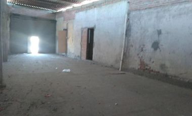 Venta de Bodega en Col. La Macario J. Gómez, en Aguascalientes.