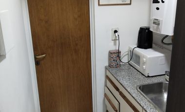 VENTA DEPTO. AVDA ESPAÃA 943 A MTS DE MONTEVIDEO. FRONTAL TODOS LOS SERVICIOS (Alquilado)